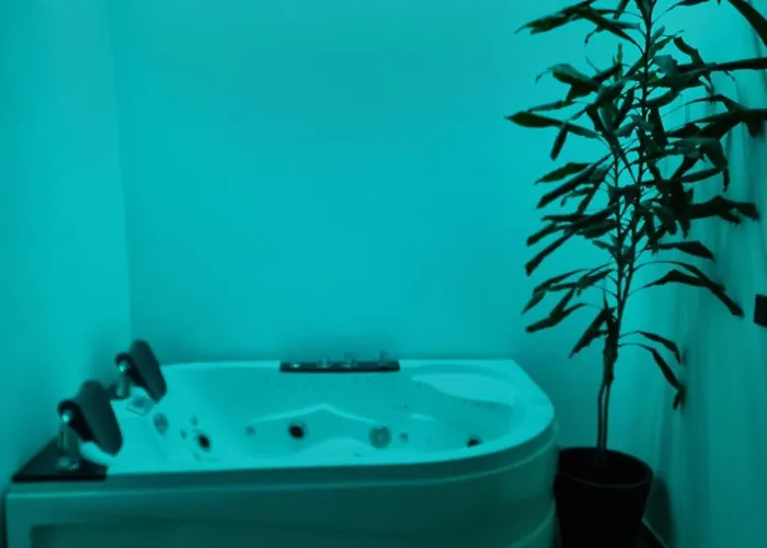 아파트 Jacuzzi Chill 카토비체